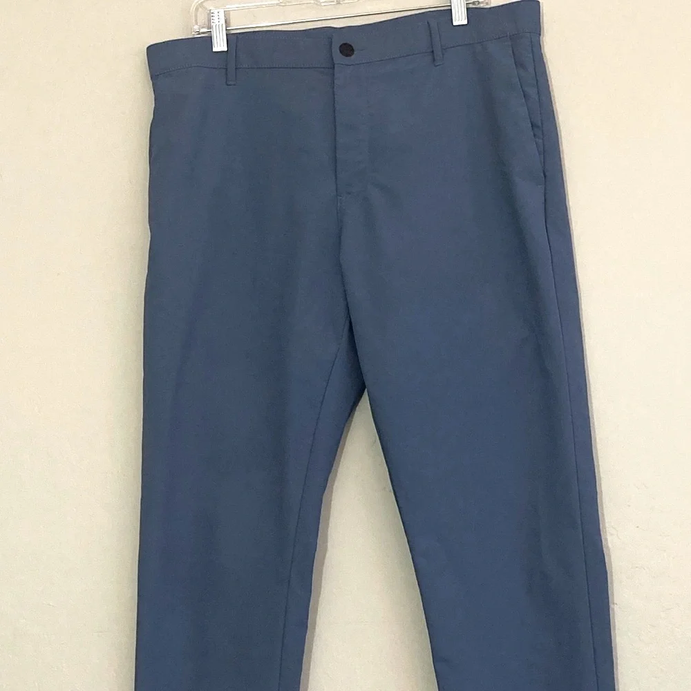 *Banana Republic Flat Front Slim Performance Pant 36 blue